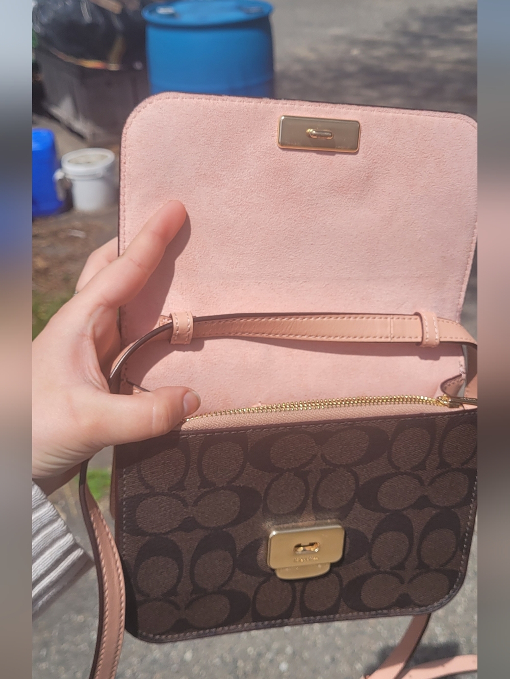 Coach Brown Signature Crossbody with Pink Strap - Picture 4 of 10